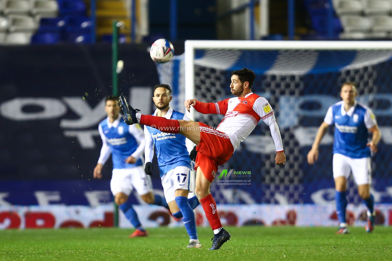 Joe Jacobson (3) of Wycombe Wanderers volleys the ball