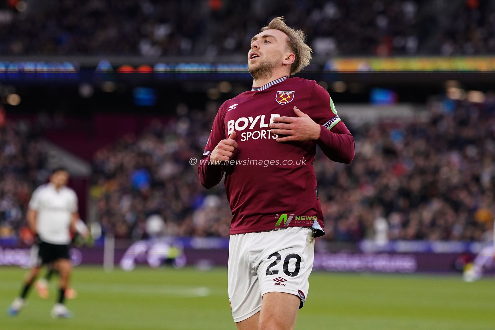 Jarrod Bowen of West Ham United after missed opportunity during the Premier League match West Ham United vs Fulham at London Stadium, London, United Kingdom, 27th December 2025

(Photo by Harvey Murphy/News Images)

*** GER AUT SUI OUT ***
