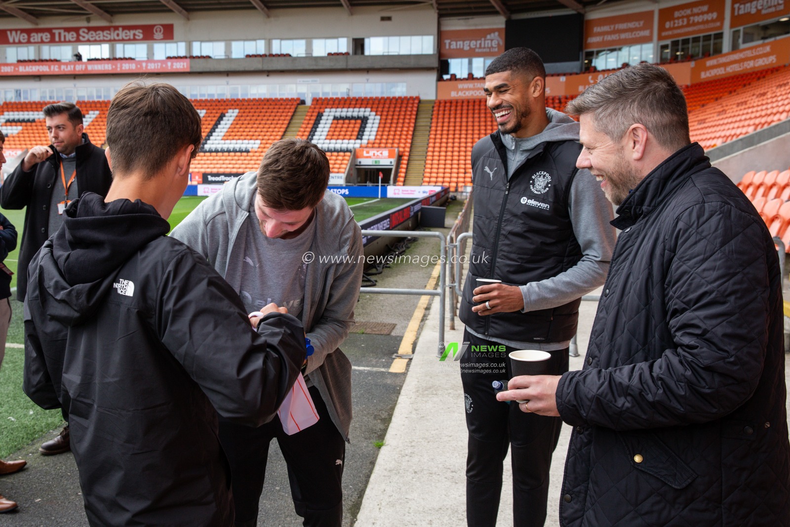 during the Sky Bet League 1 match Blackpool vs Burton Albion at Bloomfield Road, Blackpool, United Kingdom, 28th September 2024

(Photo by Gareth Evans/News Images)