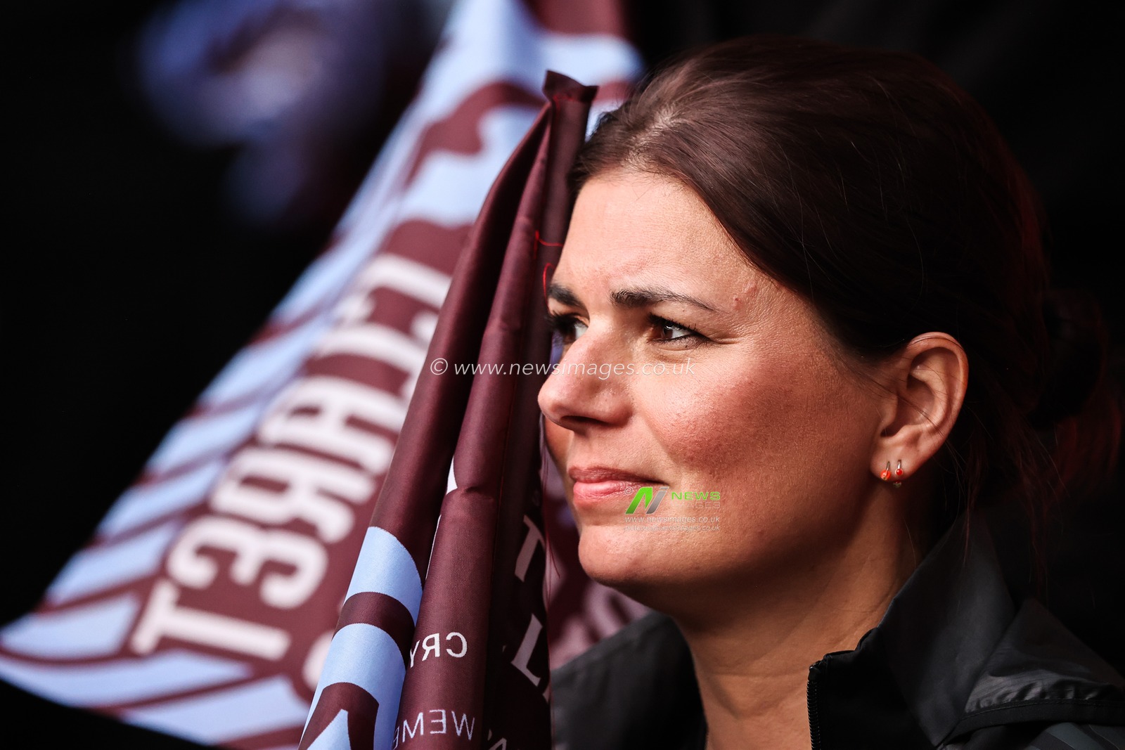 Aston Villa fans react to their side conceding a goal to make it 3-0 during the Emirates FA Cup Semi-Final match Crystal Palace vs Aston Villa at Wembley Stadium, London, United Kingdom, 26th April 2025

(Photo by Alfie Cosgrove/News Images)