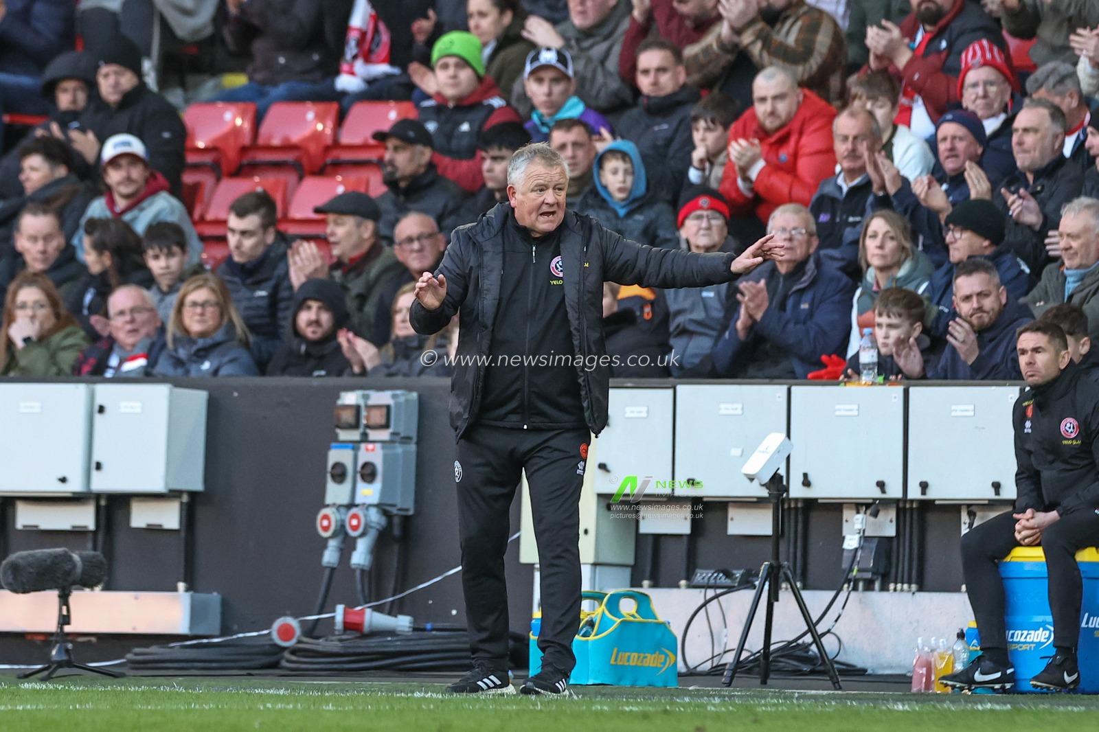 Chris Wilder manager of Sheffield United gives his team instructions during the Premier League match Sheffield United vs Brighton and Hove Albion at Bramall Lane, Sheffield, United Kingdom, 18th February 2024

(Photo by Mark Cosgrove/News Images)