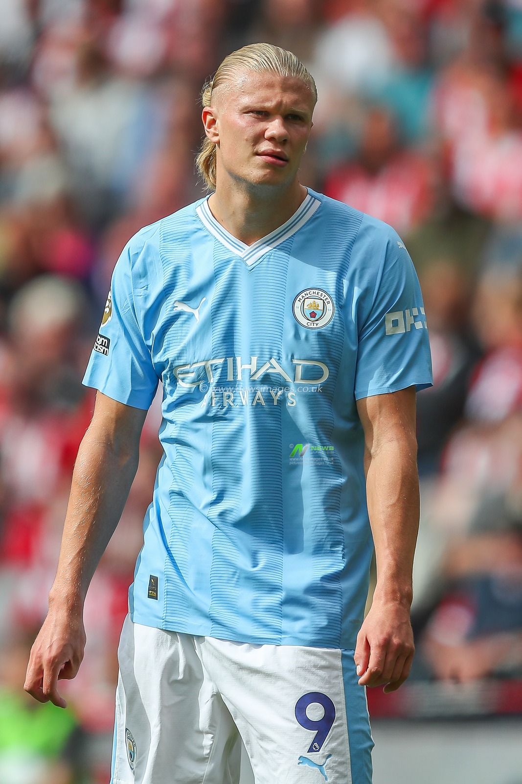Erling Haaland #9 of Manchester City in action during the Premier League match Sheffield United vs Manchester City at Bramall Lane, Sheffield, United Kingdom, 27th August 2023

(Photo by Gareth Evans/News Images)