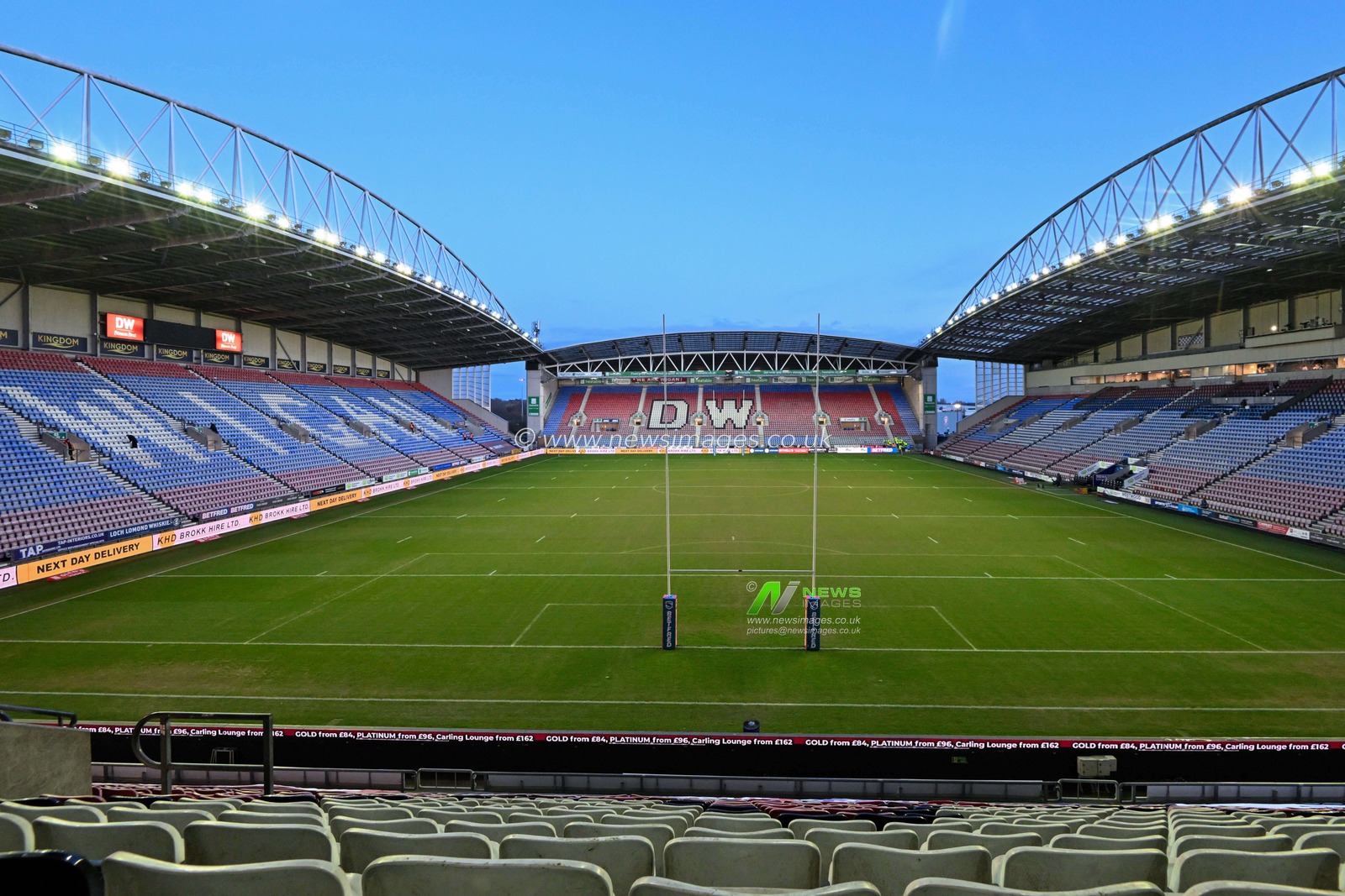 A general view of the DW Stadium ahead of the match, during the Betfred Super League Round 3 match Wigan Warriors vs Huddersfield Giants at DW Stadium, Wigan, United Kingdom, 1st March 2024

(Photo by Cody Froggatt/News Images)