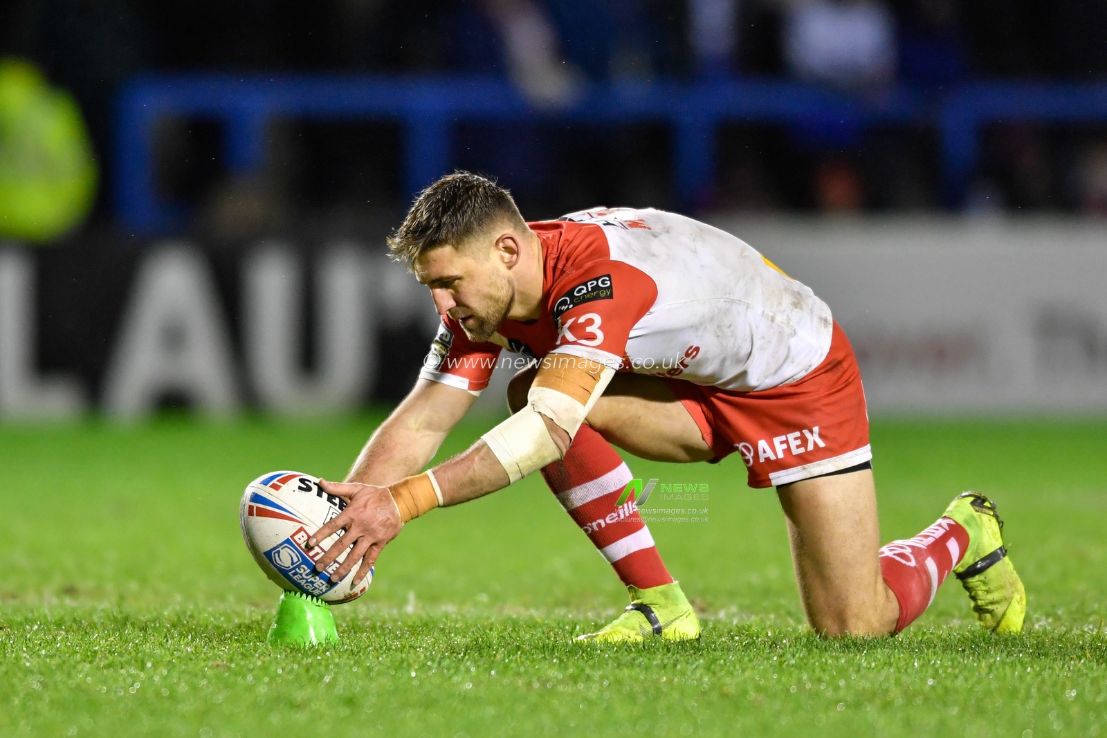 29th February 2020, Halliwell Jones Stadium, Warrington, England; Betfred Super League, Toronto Wolfpack v Saint Helens : Tommy Makinson (2) of St Helens prepares to kick a conversion