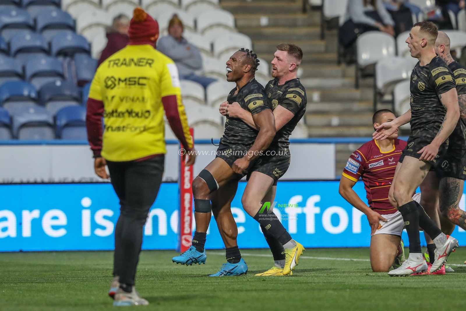 Edwin Ipape of Leigh Leopards celebrates his try during the Betfred Super League Round 12 match Huddersfield Giants vs Leigh Leopards at John Smith's Stadium, Huddersfield, United Kingdom, 24th May 2024

(Photo by Alfie Cosgrove/News Images)