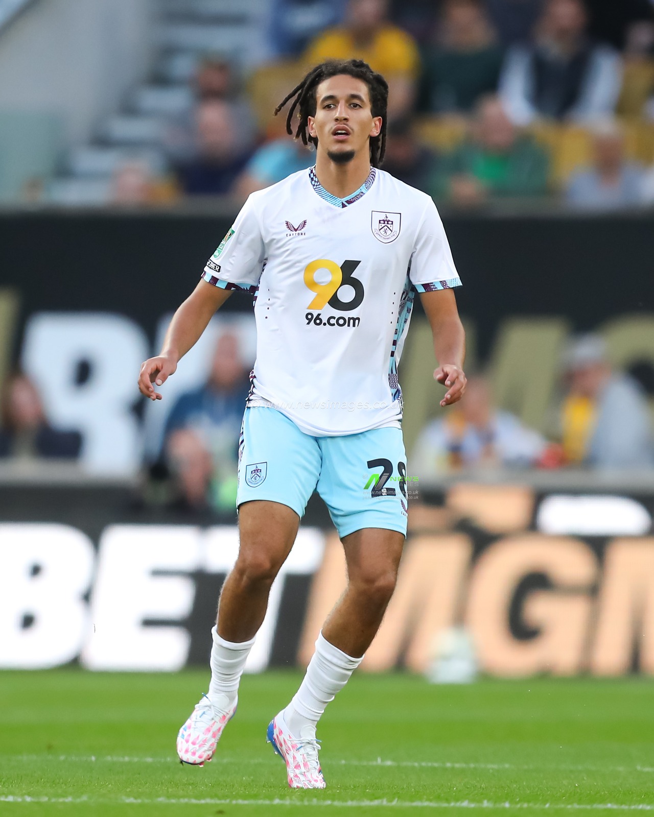 Hannibal Mejbri of Burnley during the Carabao Cup match Wolverhampton Wanderers vs Burnley at Molineux, Wolverhampton, United Kingdom, 28th August 2024

(Photo by Gareth Evans/News Images)