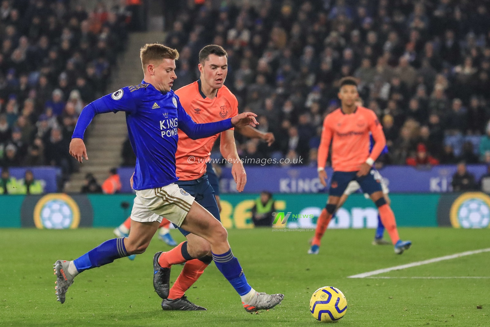 1st December 2019, King Power Stadium, Leicester, England; Premier League, Leicester City v Everton : Harvey Barnes (15) of Leicester City in action during the game 


Credit: Mark Cosgrove/News Images