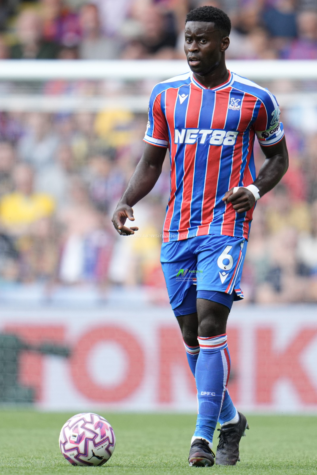 Marc Guéhi of Crystal Palace during the Premier League match Crystal Palace vs Nottingham Forest at Selhurst Park, London, United Kingdom, 24th August 2025

(Photo by Harvey Murphy/News Images)