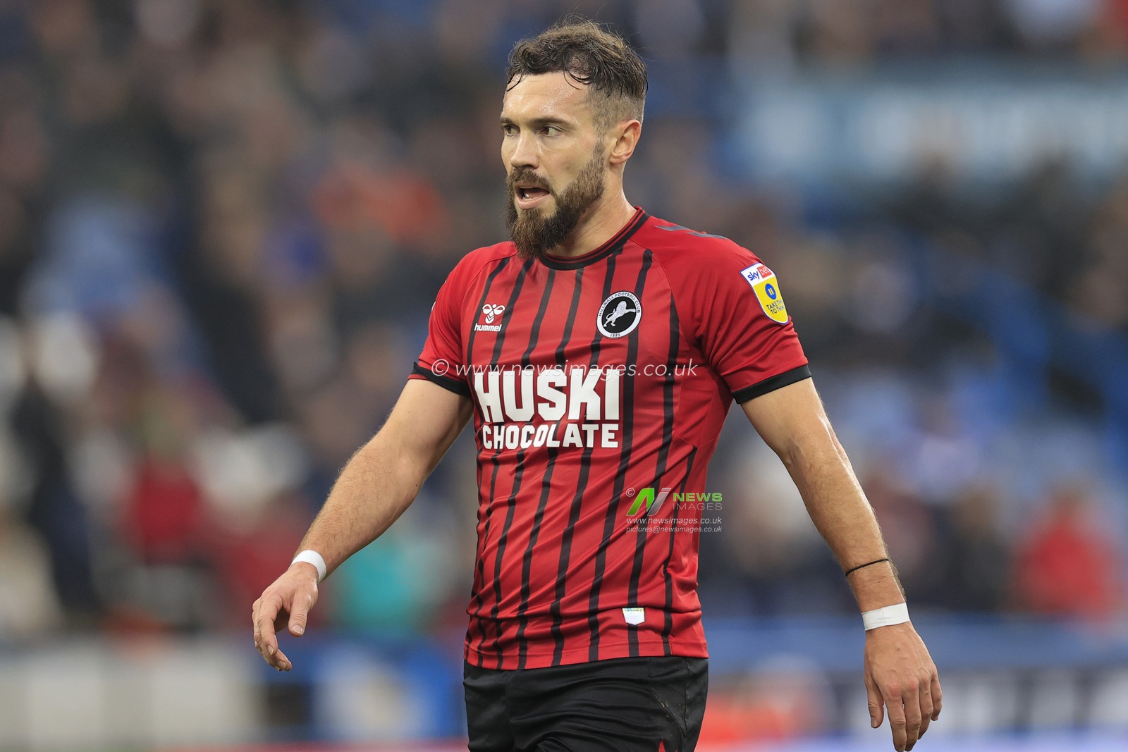Tom Bradshaw #9 of Millwall during the Sky Bet Championship match Huddersfield Town vs Millwall at John Smith's Stadium, Huddersfield, United Kingdom, 29th October 2022

(Photo by Conor Molloy/News Images)