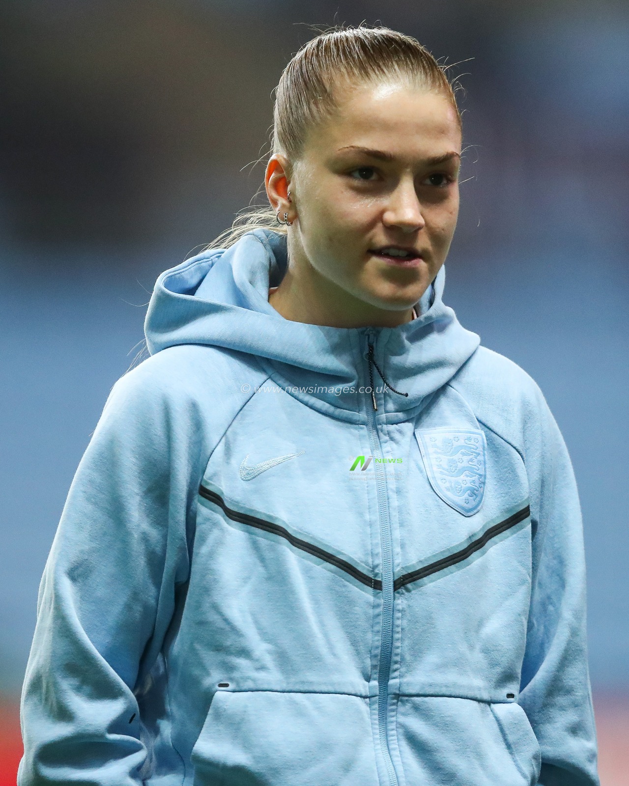 Jess Park of England arrives at Coventry Building Society Arena prior to the Women's International Friendly match England Women vs South Africa Women at Coventry Building Society Arena, Coventry, United Kingdom, 29th October 2024

(Photo by Izzy Poles/News Images)