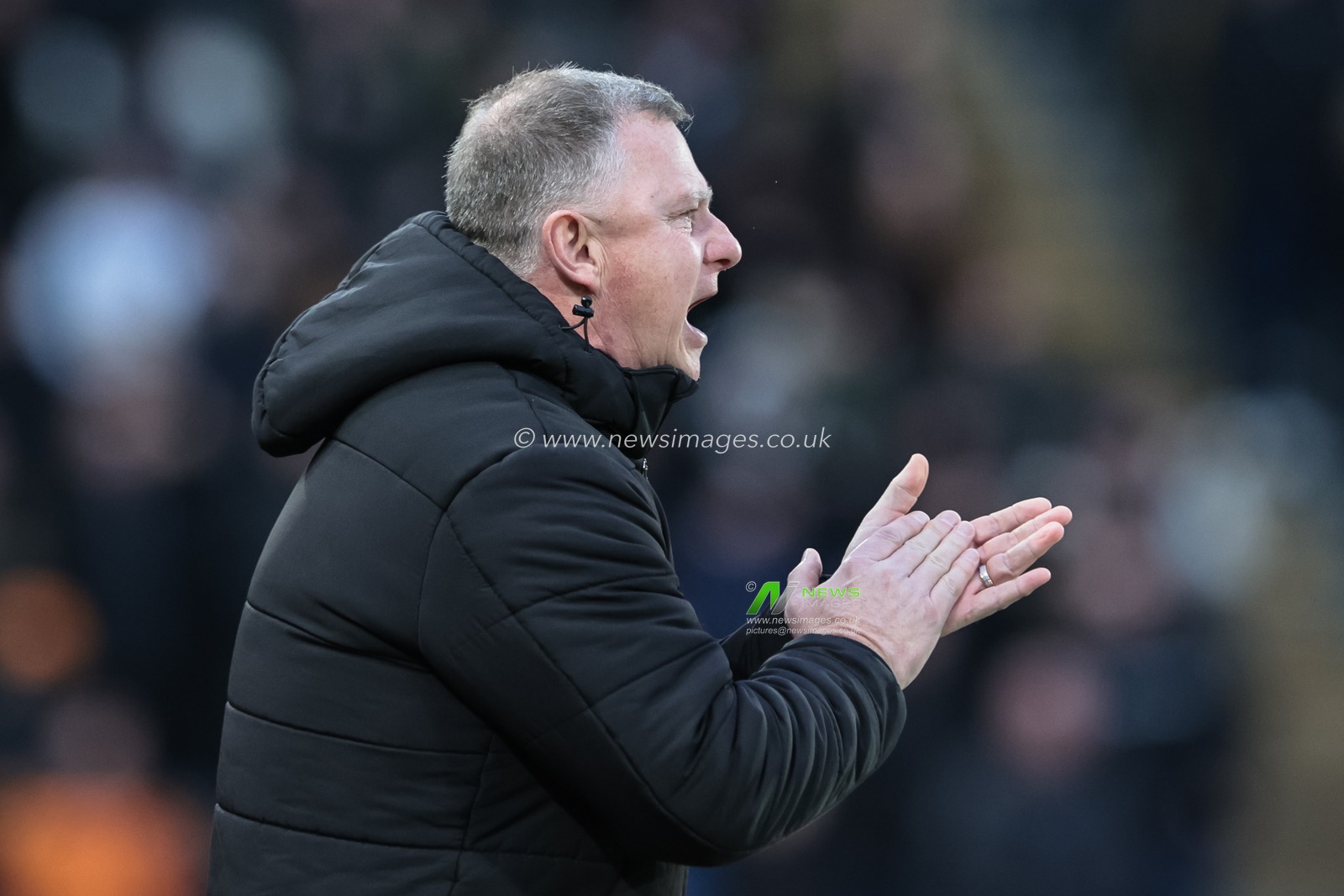 Mark Robins manager of Stoke City during the Sky Bet Championship match Hull City vs Stoke City at MKM Stadium, Hull, United Kingdom, 1st January 2026

(Photo by Mark Cosgrove/News Images)

*** GER AUT SUI OUT ***