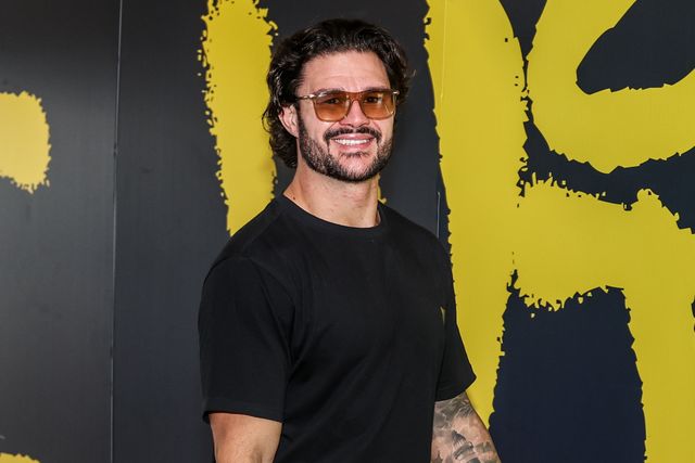 James Bentley of Warrington Wolves arrives during the Betfred Super League round 15 match Warrington Wolves vs Leeds Rhinos at The Halliwell Jones Stadium, Warrington, United Kingdom on 18 June 2026

(Photo by Alfie Cosgrove/News Images)