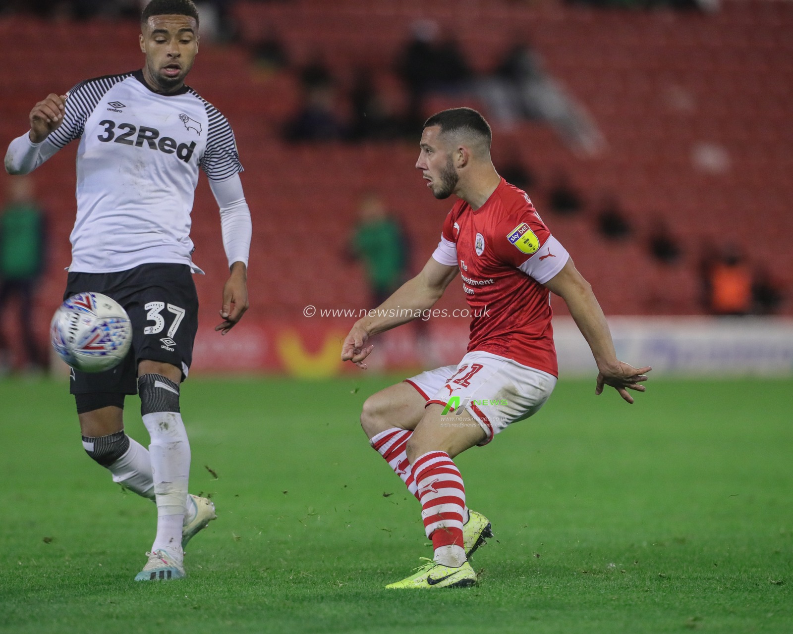 2nd October 2019, Oakwell, Barnsley, England; Sky Bet Championship, Barnsley v Derby County : Conor Chaplin (11) of Barnsley shoots on goal and sees it deflected back out and cleared 

Credit: Mark Cosgrove/News Images