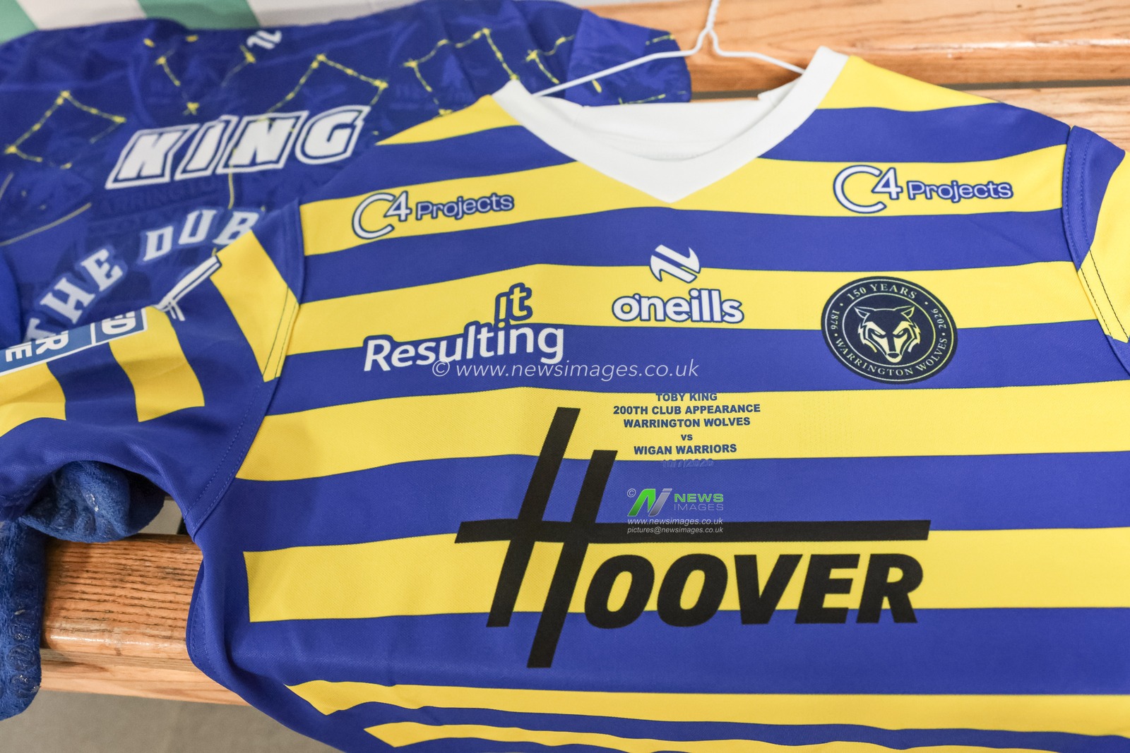 The shirt of Toby King of Warrington Wolves on his 200th Warrington appearance during the Betfred Super League round 18 match Wigan Warriors vs Warrington Wolves at The Brick Community Stadium, Wigan, United Kingdom on 10 July 2026

(Photo by Mark Cosgrove/News Images)