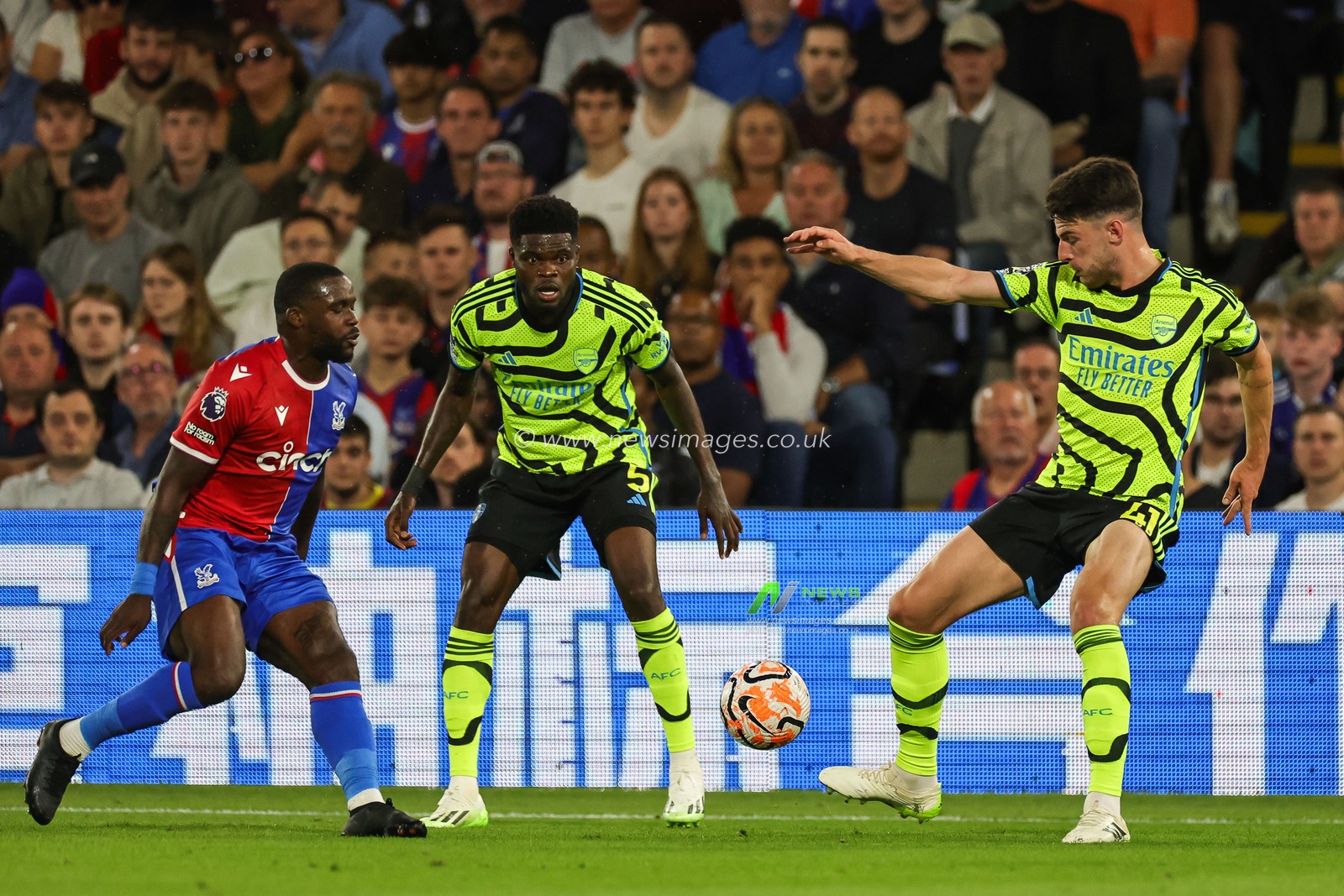 Declan Rice #41 of Arsenal in action during the Premier League match Crystal Palace vs Arsenal at Selhurst Park, London, United Kingdom, 21st August 2023

(Photo by Mark Cosgrove/News Images)
