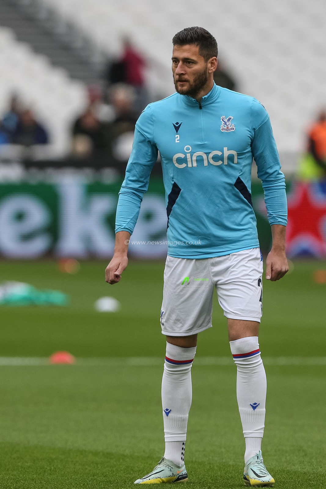 Joel Ward #2 of Crystal Palace during the pre-game warm up ahead of the Premier League match West Ham United vs Crystal Palace at London Stadium, London, United Kingdom, 6th November 2022

(Photo by Arron Gent/News Images)