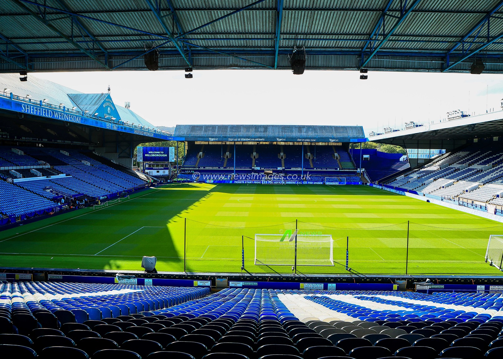 A general view of Hillsborough during the Carabao Cup match Sheffield Wednesday vs Leeds United at Hillsborough, Sheffield, United Kingdom, 26th August 2025

(Photo by Richard Bierton/News Images)