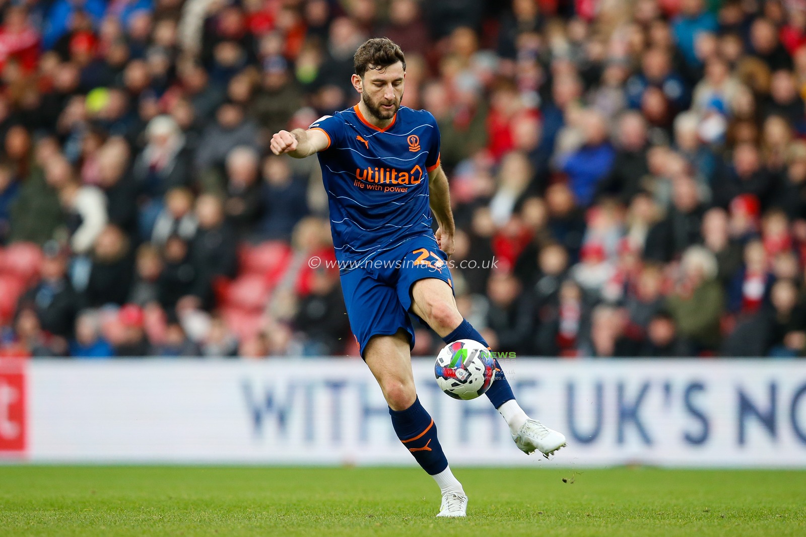 Charlie Goode #27 of Blackpool during the Sky Bet Championship match Middlesbrough vs Blackpool at Riverside Stadium, Middlesbrough, United Kingdom, 4th February 2023

(Photo by Ben Early/News Images)