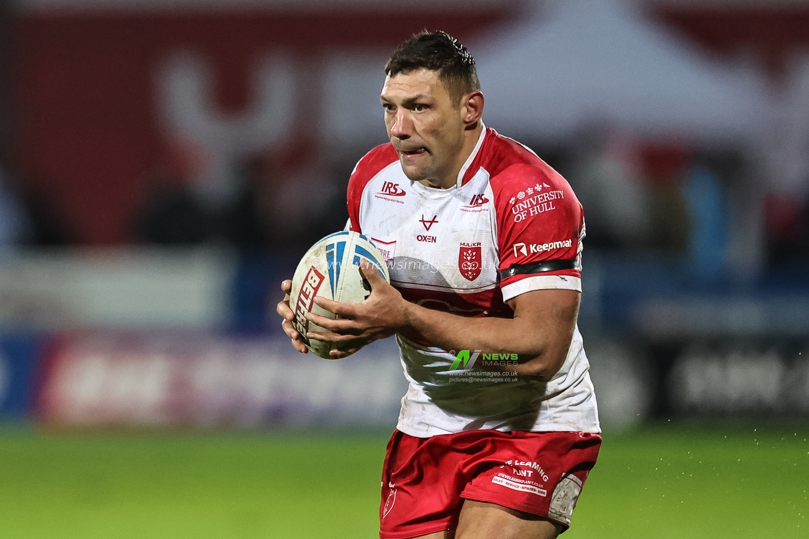 Ryan Hall of Hull KR breaks with the ball during the Betfred Super League Round 2 match Hull KR vs Leeds Rhinos at Sewell Group Craven Park, Kingston upon Hull, United Kingdom, 22nd February 2024

(Photo by Mark Cosgrove/News Images)