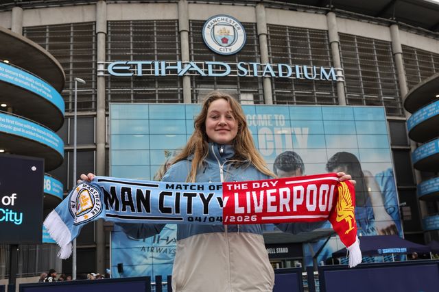 A Manchester City fan holds a Man City v Liverpool scarf up in front of the players entrance during the Emirates FA Cup Quarter-Final match Manchester City vs Liverpool at Etihad Stadium, Manchester, United Kingdom on 04 April 2026

(Photo by Mark Cosgrove/News Images)