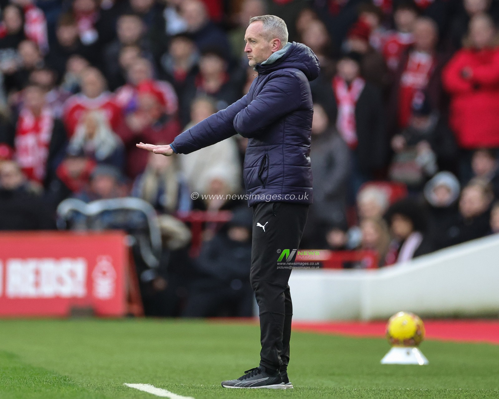 Neil Critchley manager of Blackpool gives his team instructions during the Emirates FA Cup  Third Round match Nottingham Forest vs Blackpool at City Ground, Nottingham, United Kingdom, 7th January 2024

(Photo by Mark Cosgrove/News Images)