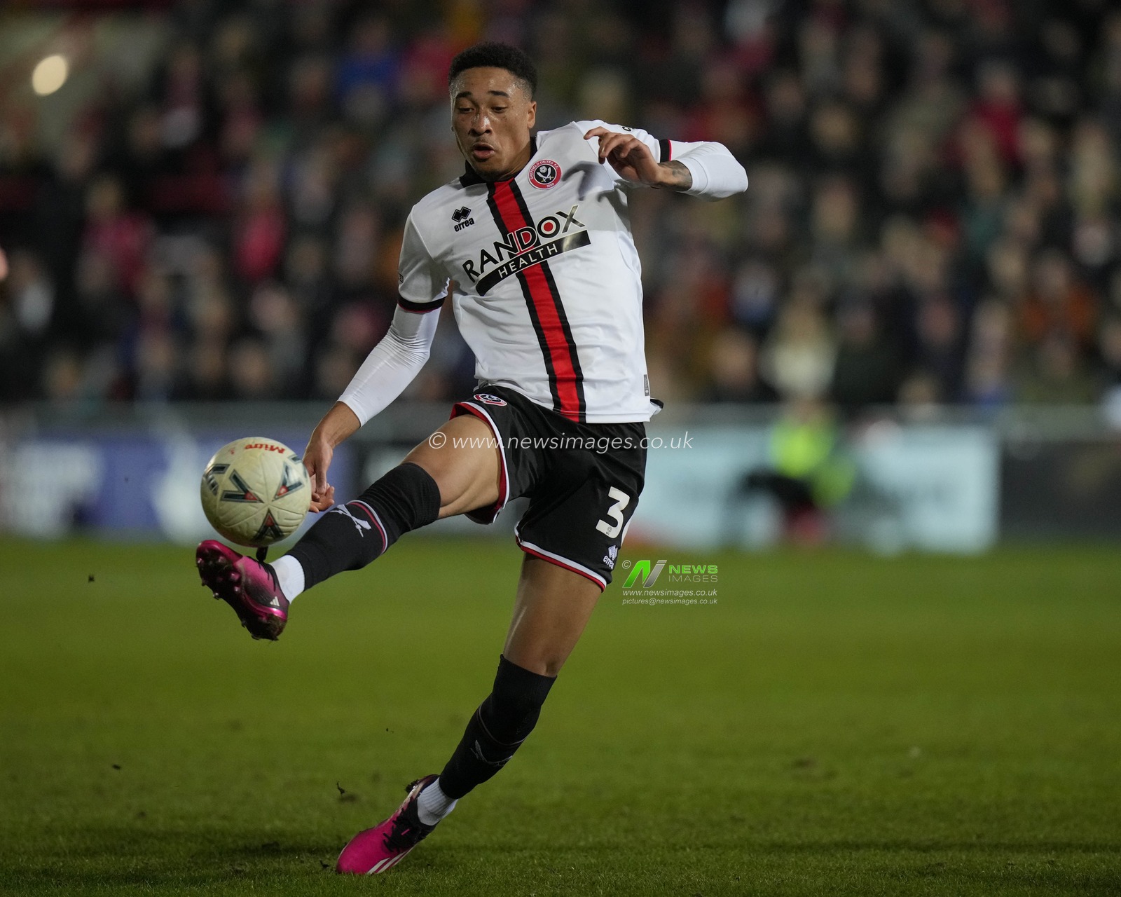 Daniel Jebbison #36 of Sheffield United during the Emirates FA Cup fourth round match Wrexham vs Sheffield United at The Racecourse Ground, Wrexham, United Kingdom, 29th January 2023

(Photo by Steve Flynn/News Images)