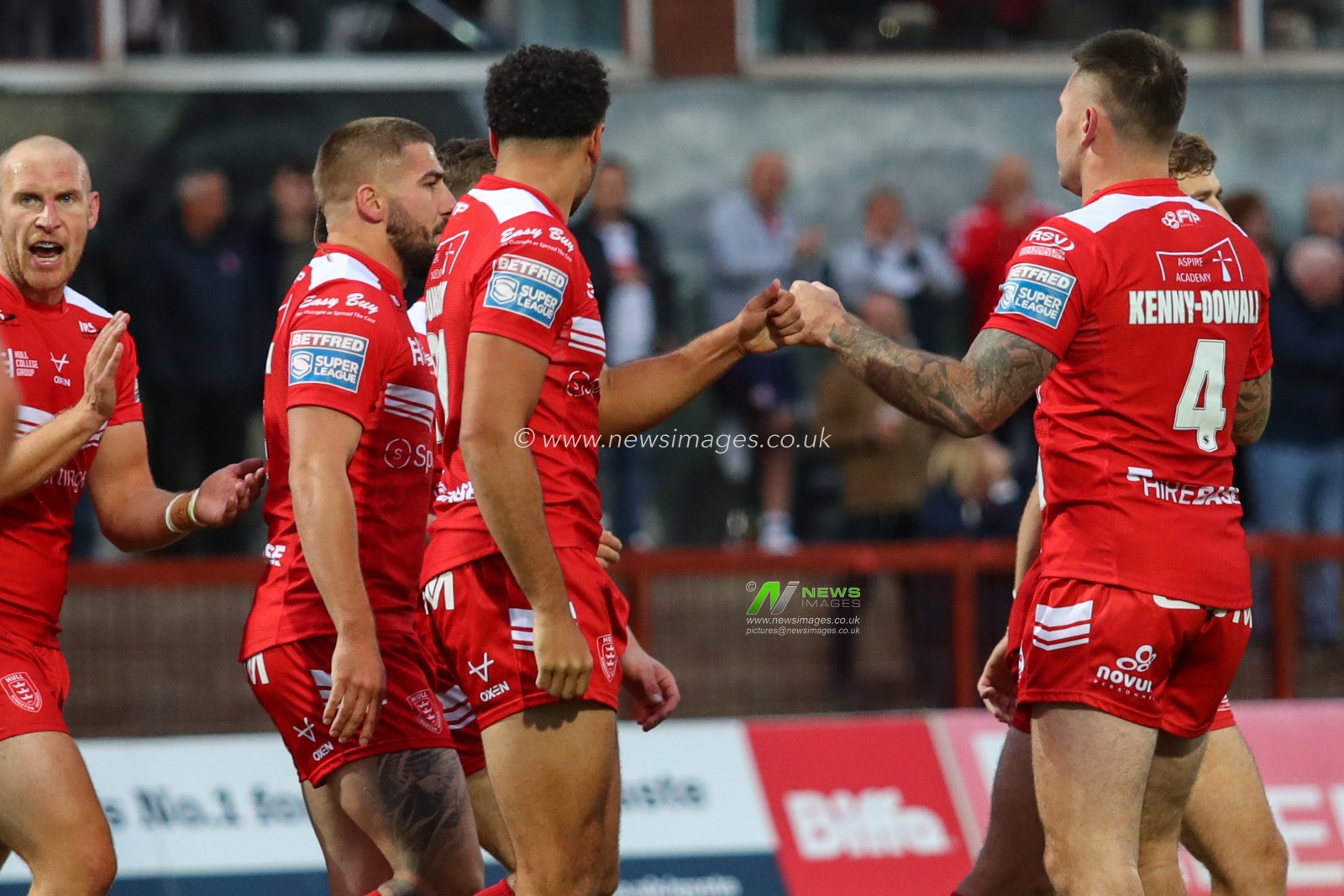 Luis Johnson (27) of Hull KR celebrates his try