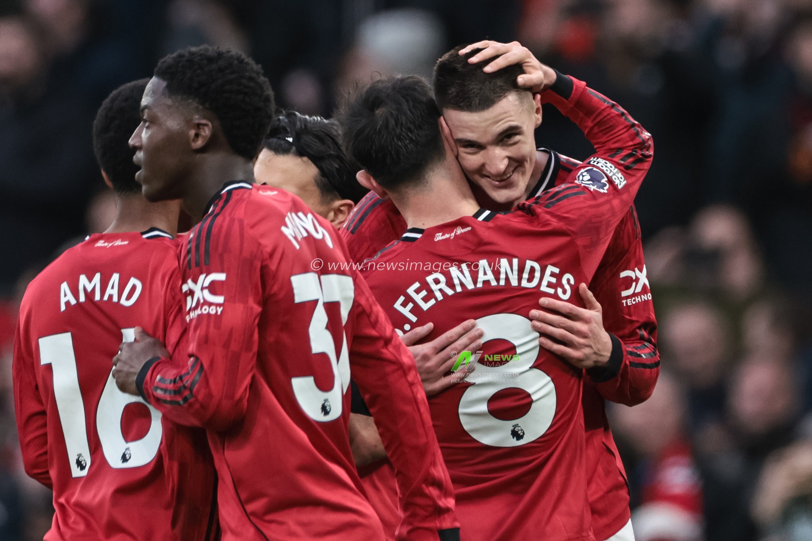 Benjamin Sesko of Manchester United celebrates his goal to make it 3-2 during the Premier League match Manchester United vs Fulham at Old Trafford, Manchester, United Kingdom, 1st February 2026

(Photo by Mark Cosgrove/News Images)
