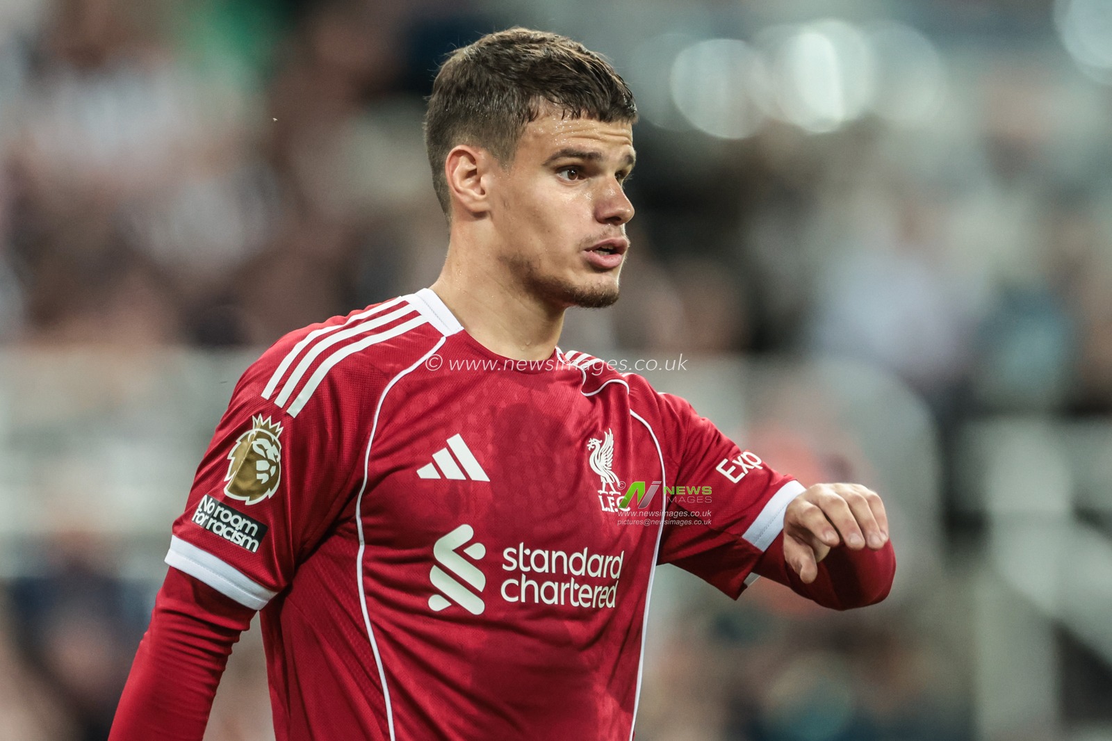 Milos Kerkez of Liverpool during the Premier League match Newcastle United vs Liverpool at St. James's Park, Newcastle, United Kingdom, 25th August 2025

(Photo by Mark Cosgrove/News Images)