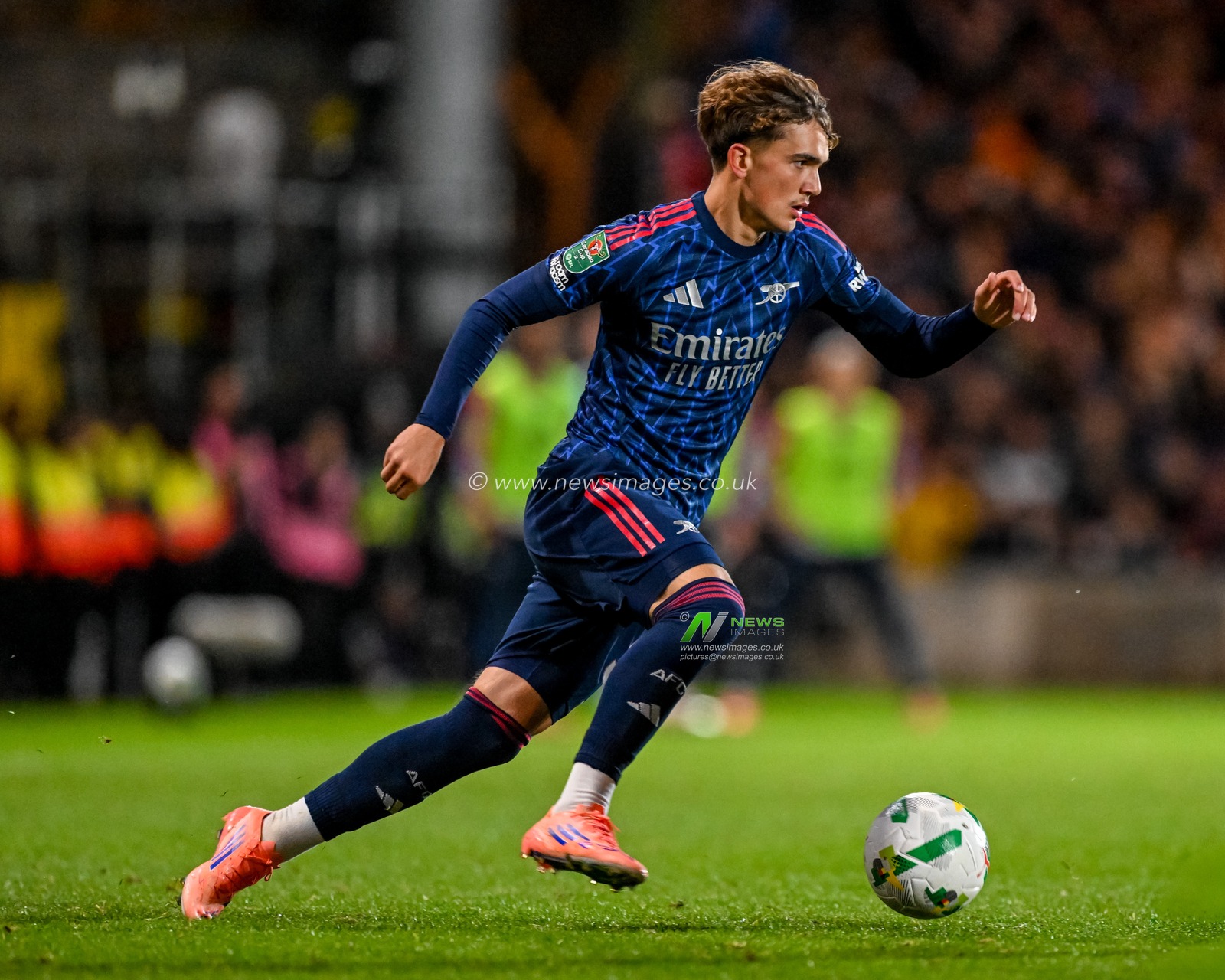 Max Dowman of Arsenal  at speed on the ball during the Carabao Cup Round 3 match Port Vale vs Arsenal at Vale Park, Burslem, United Kingdom, 24th September 2025

(Photo by Adam Gee/News Images)