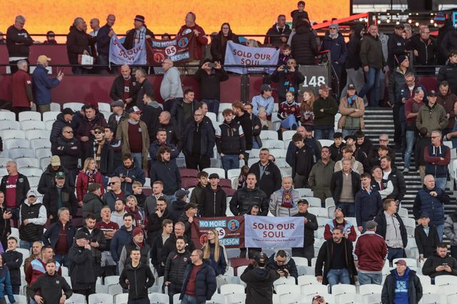 West Ham fans hold a stay in protest after the final whistle during the Premier League match West Ham United vs Newcastle United at London Stadium, London, United Kingdom, 2nd November 2025

(Photo by Mark Cosgrove/News Images)

*** GER AUT SUI OUT ***