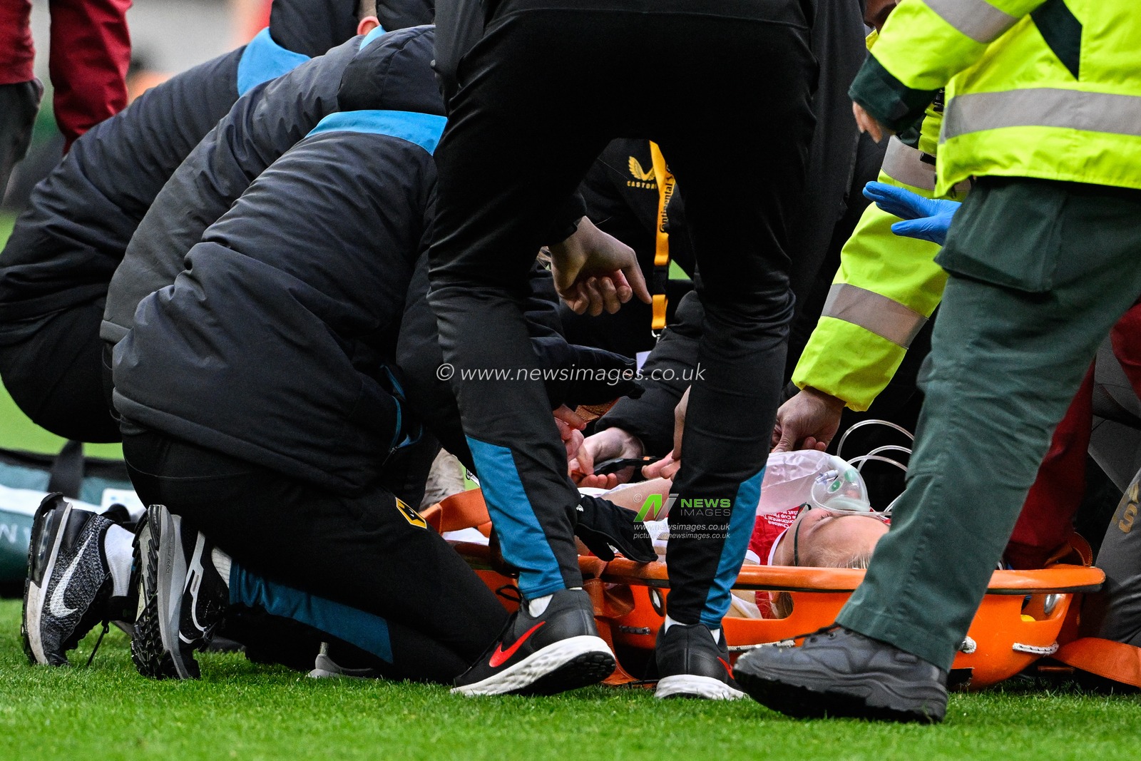 Frida Maanum of Arsenal Women receives medical treatment during the FA Women's League Cup Final match Arsenal Women vs Chelsea FC Women at Molineux, Wolverhampton, United Kingdom, 31st March 2024

(Photo by Cody Froggatt/News Images)
