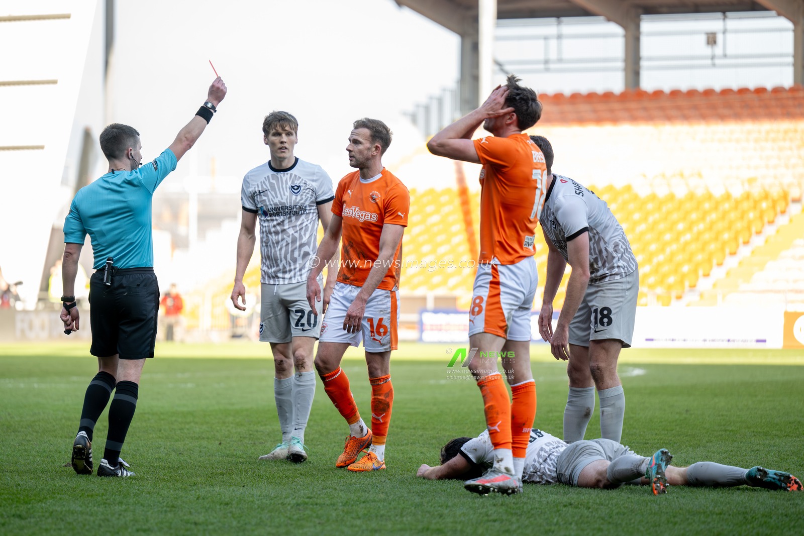 Jordan Rhodes of Blackpool is shown a red card during the Sky Bet League 1 match Blackpool vs Portsmouth at Bloomfield Road, Blackpool, United Kingdom, 9th March 2024

(Photo by Ashley Crowden/News Images)