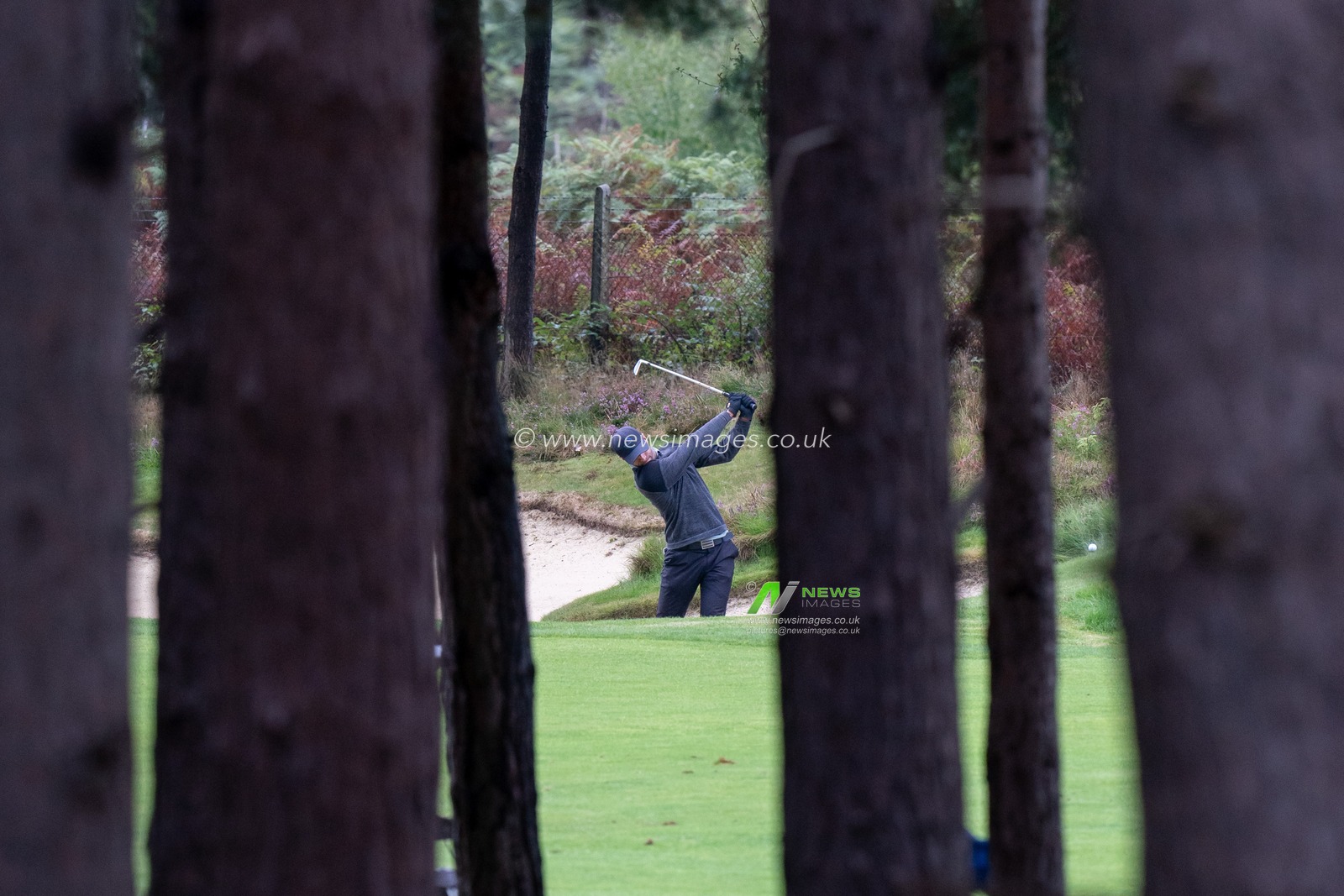Aaron Rai (ENG) plays out of the bunker 9th fairway during the BMW PGA Championship 2022 day 1 at Wentworth Club, Virginia Water, United Kingdom, 8th September 2022

(Photo by Richard Washbrooke/News Images)