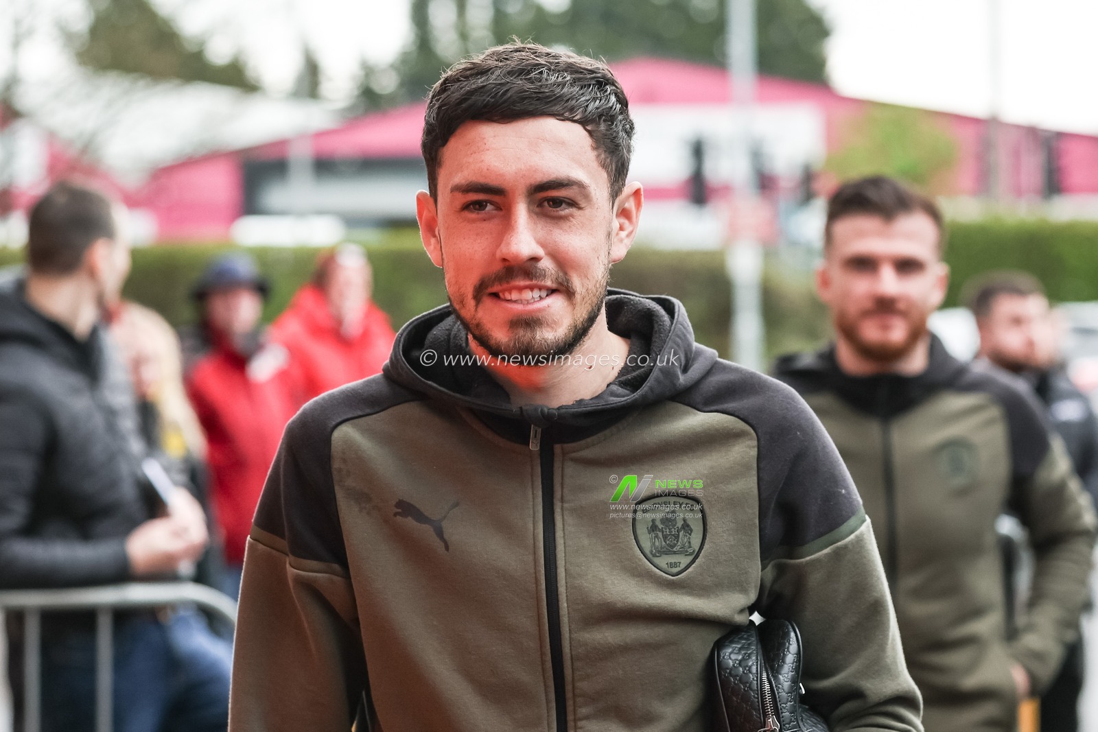 Corey O'Keeffe of Barnsley arrives during the Sky Bet League 1 match Burton Albion vs Barnsley at Pirelli Stadium, Burton upon Trent, United Kingdom, 1st April 2024

(Photo by Mark Cosgrove/News Images)