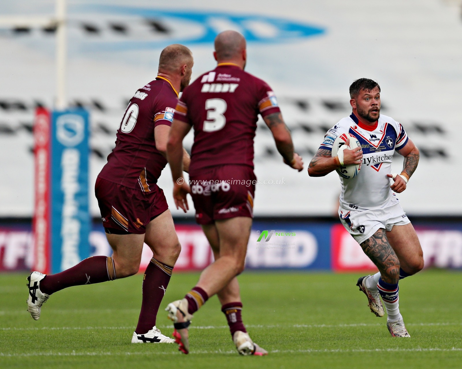 Liam Hood of Wakefield Trinity during the Betfred Super League round 19 match Huddersfield Giants vs Wakefield Trinity at the Accu Stadium, Huddersfield, United Kingdom, 18th July 2025(Photo by Sam Eaden/News Images)