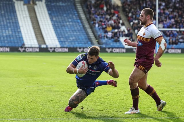 Cameron Scott of Wakefield Trinity goes over for a try during the Betfred Super League Round 2 match Huddersfield Giants vs Wakefield Trinity at Accu Stadium, Huddersfield, United Kingdom on 22 February 2026

(Photo by Mark Cosgrove/News Images)