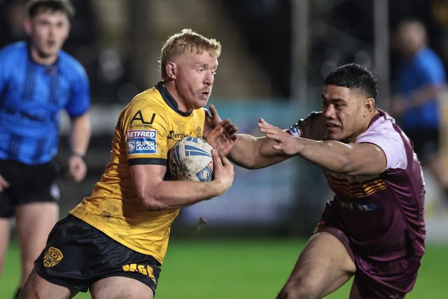 Betfred Super League Round 3 Castleford Tigers v Huddersfield Giants