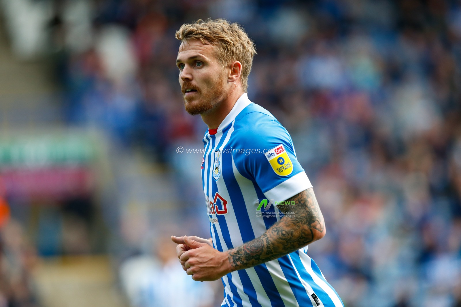 Danny Ward #25 of Huddersfield Town during the Sky Bet Championship match Huddersfield Town vs Cardiff City at John Smith's Stadium, Huddersfield, United Kingdom, 17th September 2022

(Photo by Ben Early/News Images)