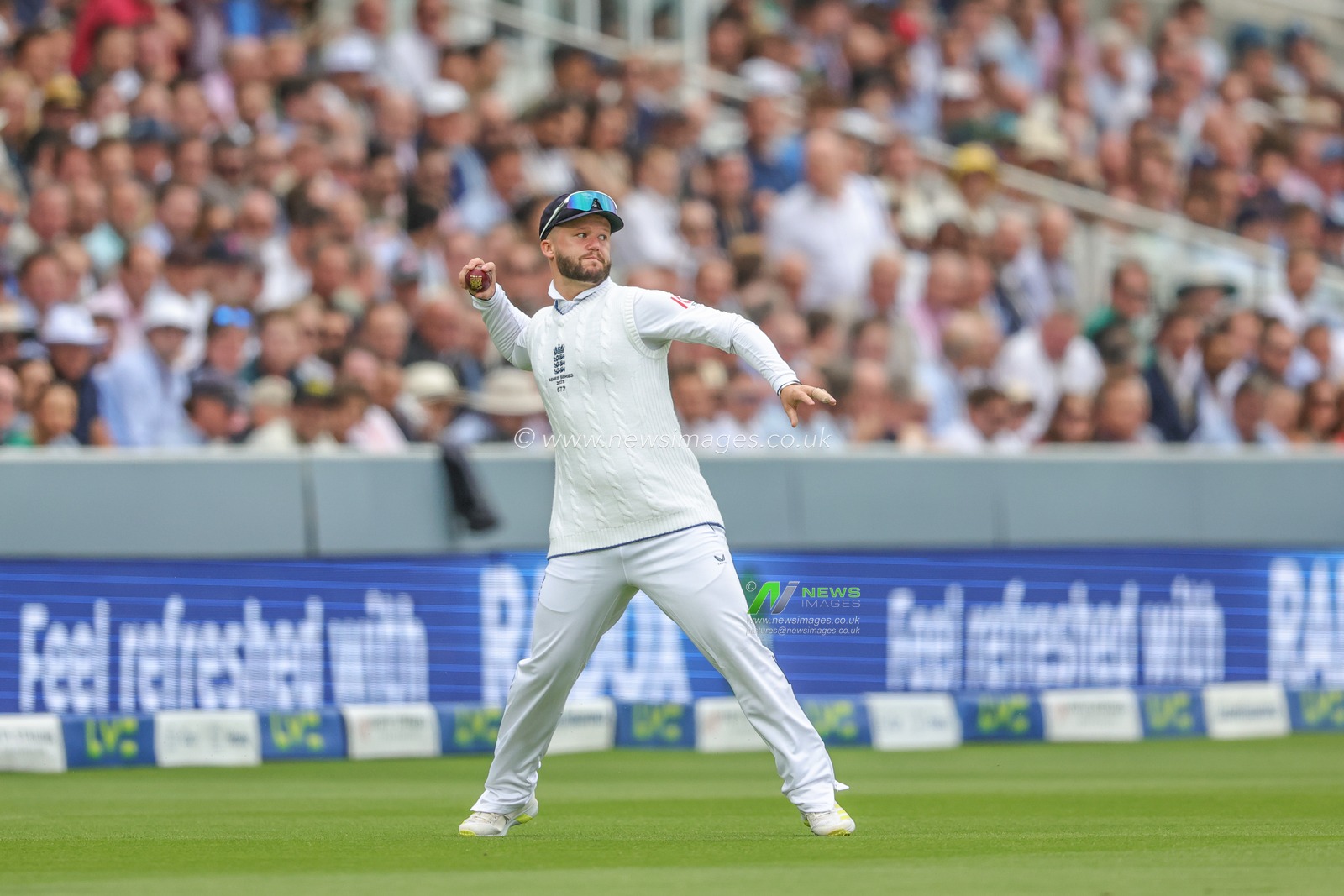 Ben Duckett of England fields the ball during the LV= Insurance Ashes Test Series Second Test Day 1 England v Australia at Lords, London, United Kingdom, 28th June 2023

(Photo by Mark Cosgrove/News Images)