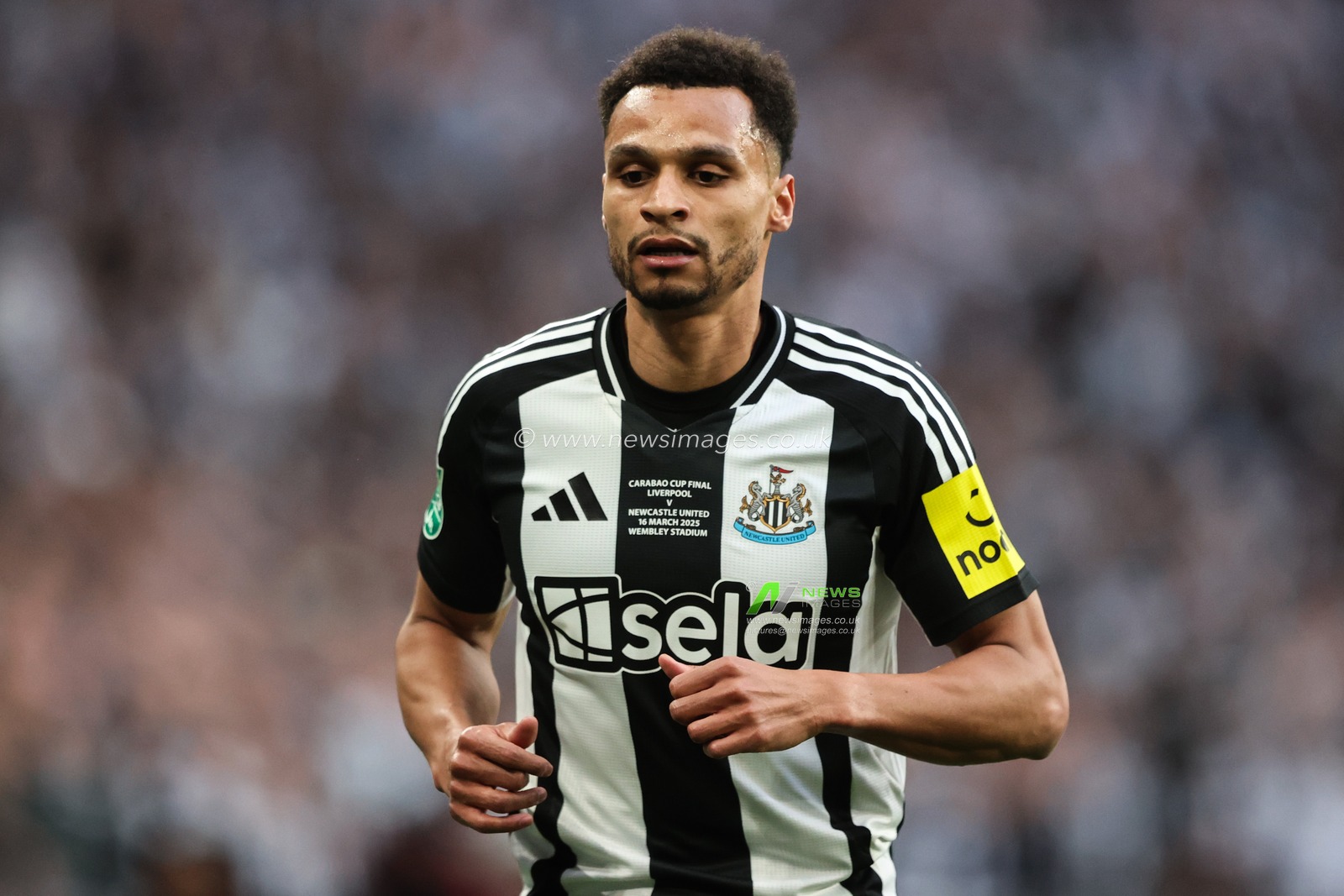 Jacob Murphy of Newcastle United during the Carabao Cup Final match Liverpool vs Newcastle United at Wembley Stadium , London, United Kingdom, 16th March 2025

(Photo by Alfie Cosgrove/News Images)