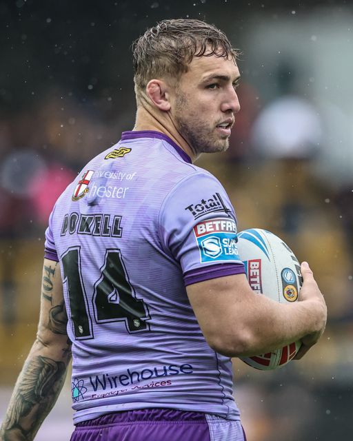 Sam Powell of Warrington Wolves during the Betfred Super League round 19 match Castleford Tigers vs Warrington Wolves at The Mend-A-Hose Jungle, Castleford, United Kingdom, 20th July 2025

(Photo by Alfie Cosgrove/News Images)