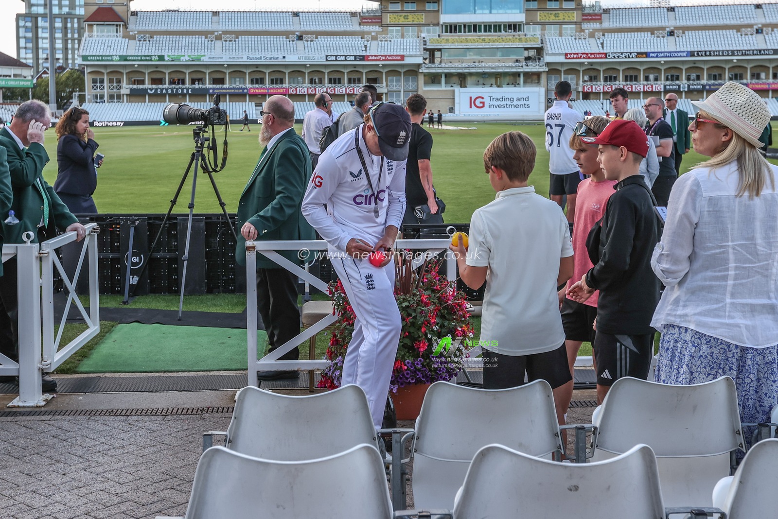 Ollie Pope of England is the player of the tournament during the Rothesay Test Match day four match England vs West Indies at Trent Bridge, Nottingham, United Kingdom, 21st July 2024

(Photo by Mark Cosgrove/News Images)