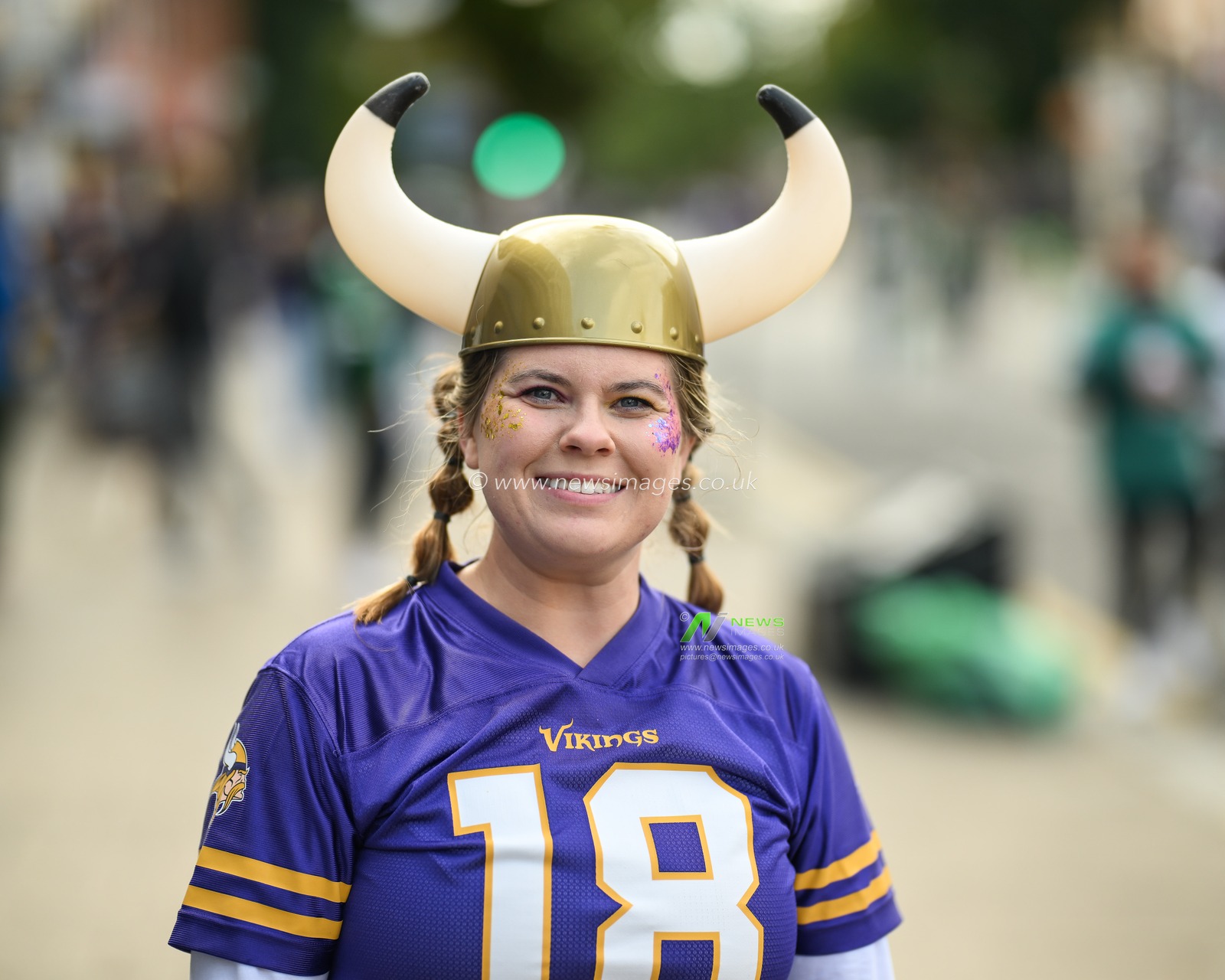 Minnesota Vikings arrive ahead of the Week 5 match New York Jets vs Minnesota Vikings at Tottenham Hotspur Stadium, London, United Kingdom, 6th October 2024

(Photo by Craig Thomas/News Images)