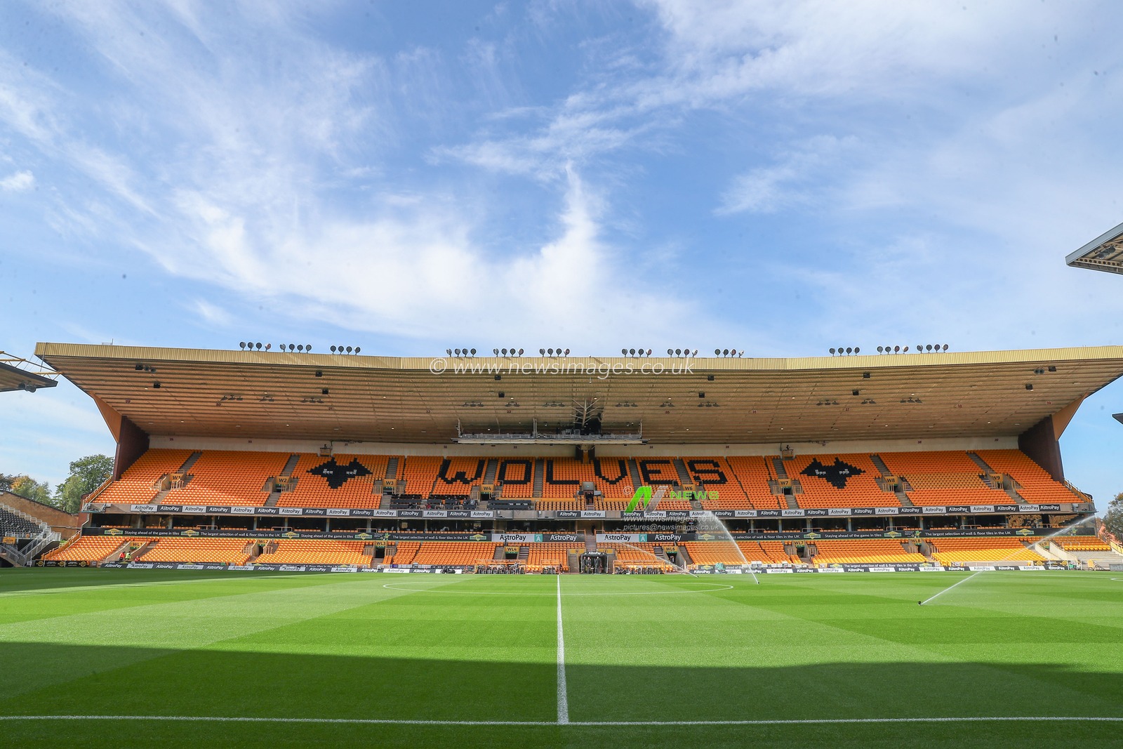A general view inside of the Molineux, home of Wolverhampton Wanderers ahead of the Premier League match Wolverhampton Wanderers vs Aston Villa at Molineux, Wolverhampton, United Kingdom, 8th October 2023

(Photo by Gareth Evans/News Images)