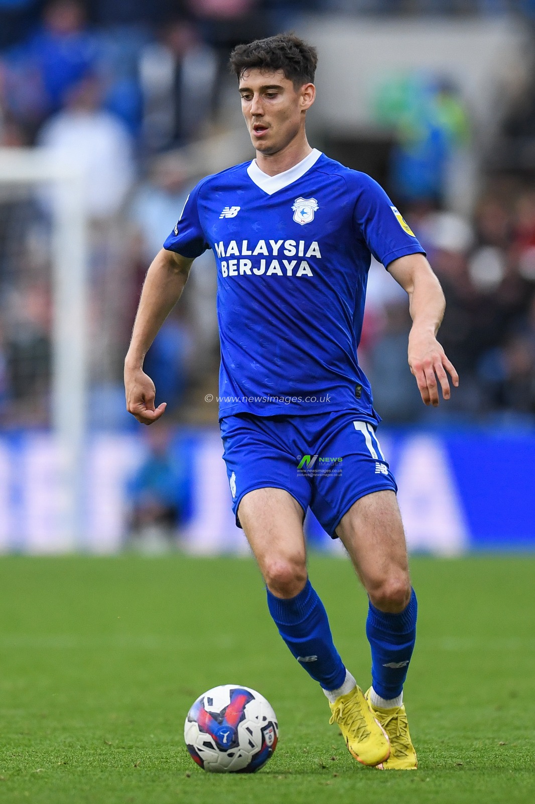 Callum O'Dowda #11 of Cardiff City  during the Sky Bet Championship match Cardiff City vs Rotherham United at Cardiff City Stadium, Cardiff, United Kingdom, 29th October 2022

(Photo by Mike Jones/News Images)