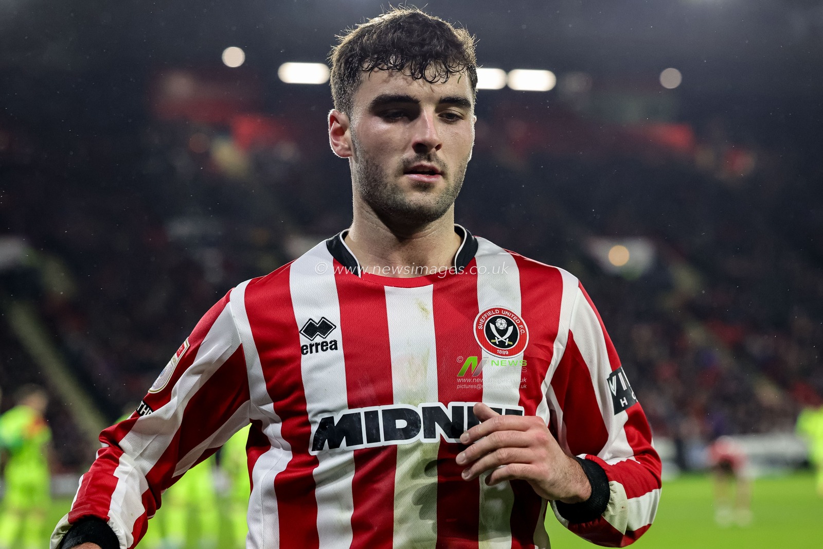 Tom Cannon of Sheffield United during the Sky Bet Championship match Sheffield United vs Portsmouth at Bramall Lane, Sheffield, United Kingdom, 26th November 2025

(Photo by Mark Cosgrove/News Images)

*** GER AUT SUI OUT ***
