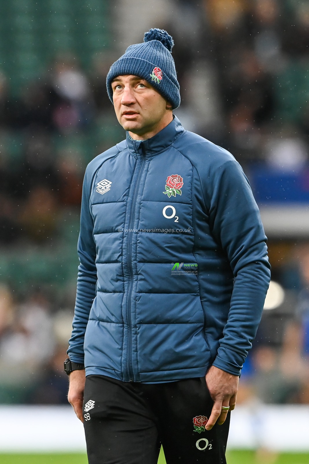 Steve Borthwick Head Coach of England during pre match warm up ahead of the 2023 Guinness 6 Nations match England vs Italy at Twickenham Stadium, Twickenham, United Kingdom, 12th February 2023

(Photo by Craig Thomas/News Images)