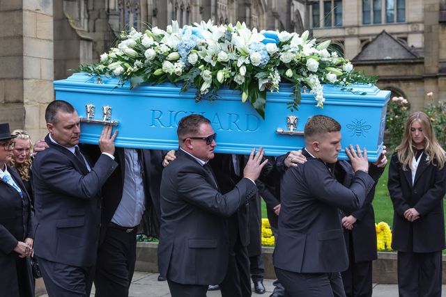 Richard John Hatton MBE’s coffin is carried out of the Cathedral after his funeral service has been conducted during Ricky Hatton' Funeral at Manchester Cathedral, Manchester, United Kingdom, 10th October 2025

(Photo by Mark Cosgrove/News Images)
