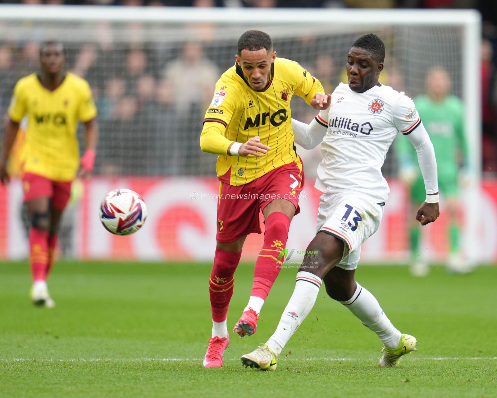 Marvelous Nakamba of Luton Town challenges Thomas Ince of Watford during the Sky Bet Championship match Watford vs Luton Town at Vicarage Road, Watford, United Kingdom, 23rd February 2025

(Photo by Harvey Murphy/News Images)
